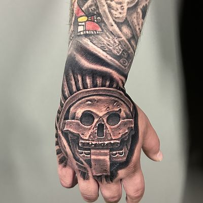 Read more about the article Realism Sun Mictlan Tattoo by Goethe Silva — Los Angeles, CA
