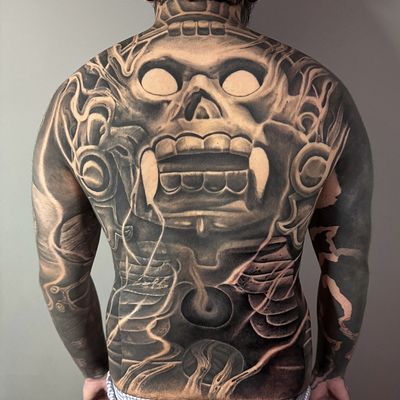 Read more about the article Blackwork Xolotl (Deity associated with fire, lightning, death and dogs) Tattoo by Goethe Silva — Los Angeles, CA