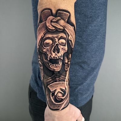 Read more about the article Realism Mictlantecuhtli (Deity of death) Tattoo by Goethe Silva — Los Angeles, CA