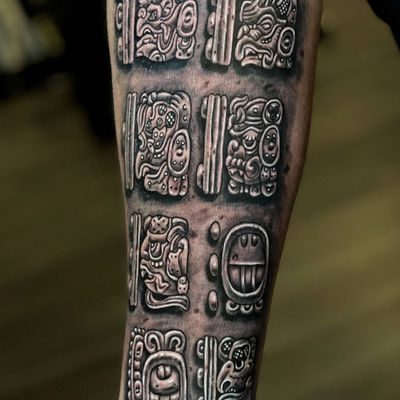 Read more about the article Blackwork Mayan Glyphs Tattoo by Goethe Silva — Los Angeles, CA