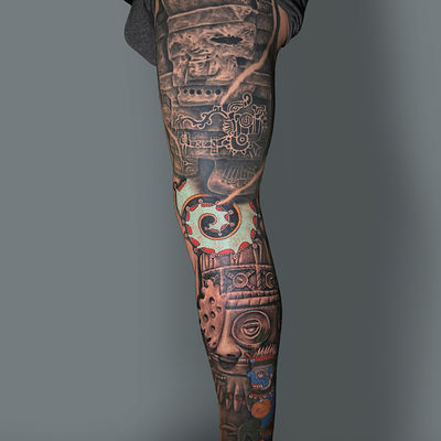 Read more about the article sleeves-black-and-grey-aztec